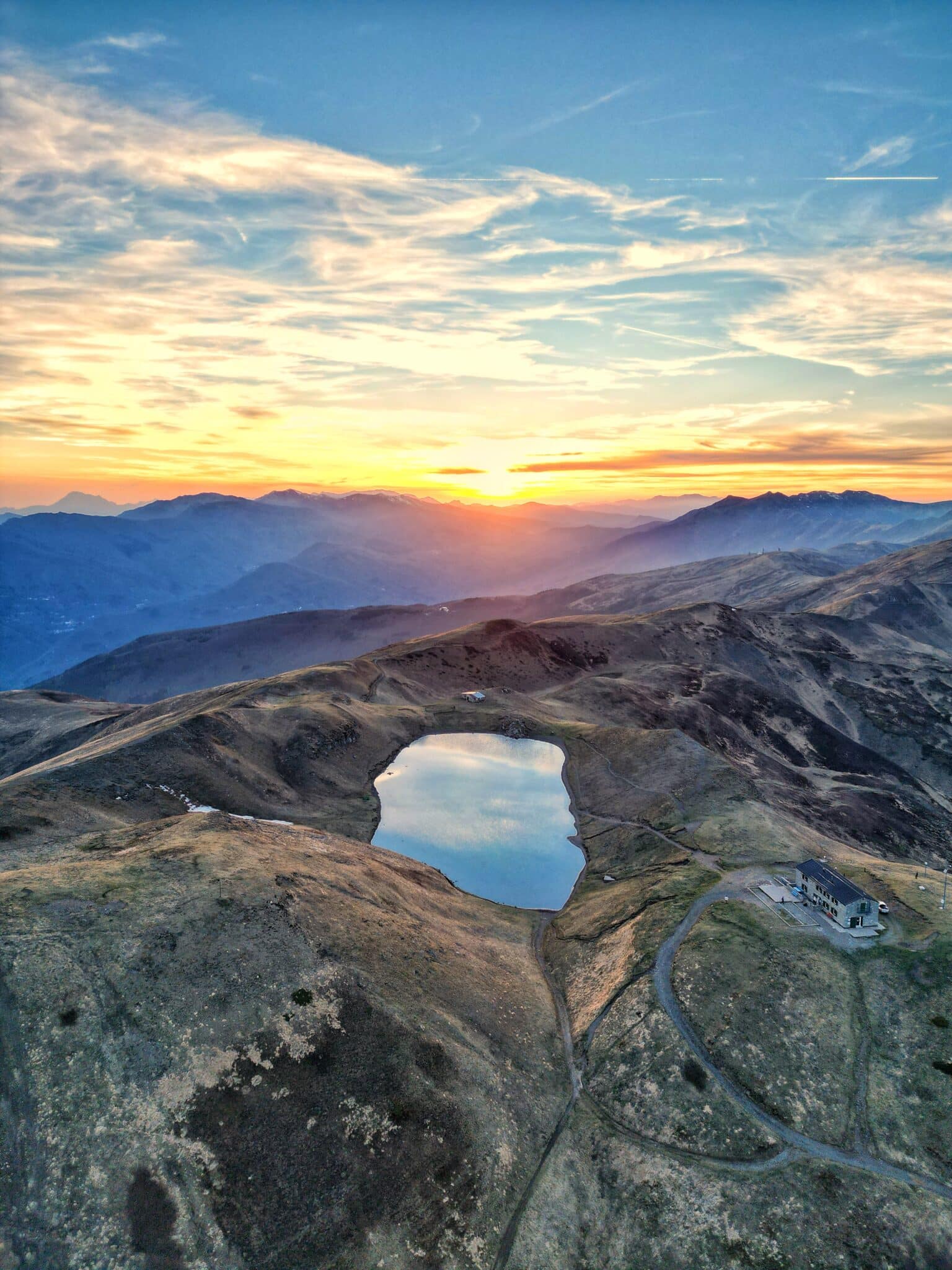 31 ott - 01 nov - CORNO ALLE SCALE E LAGO SCAFFAIOLO: luoghi di vento, di fate e di altre leggende